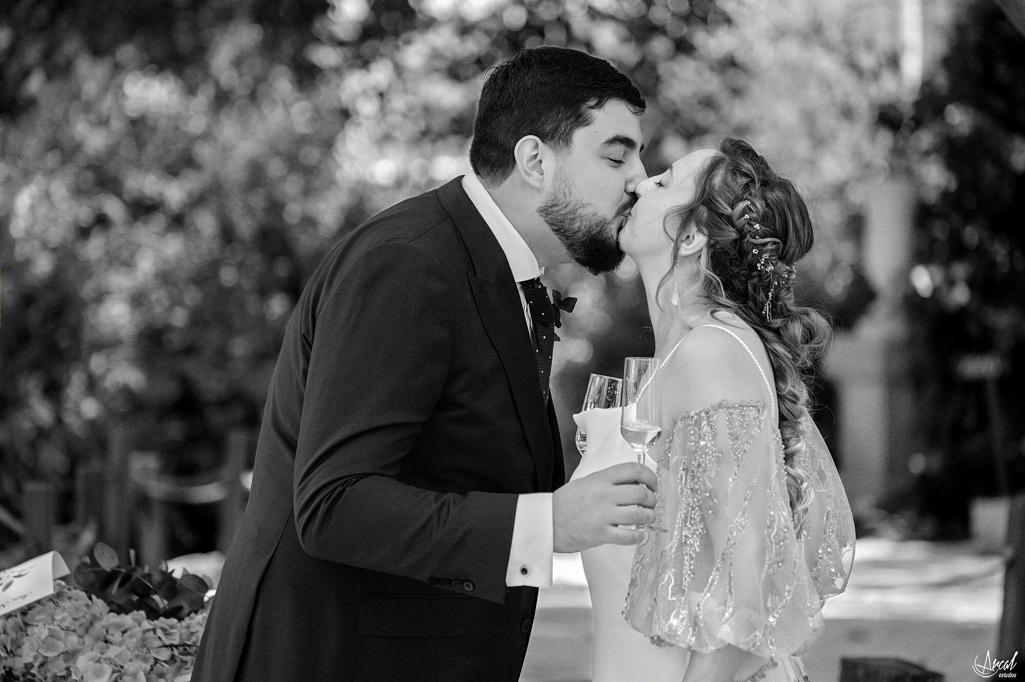 296_banquete-boda-anais-antonio-arcalestudios-pablomontoro-jardinesdeabril.JPG_RRSS