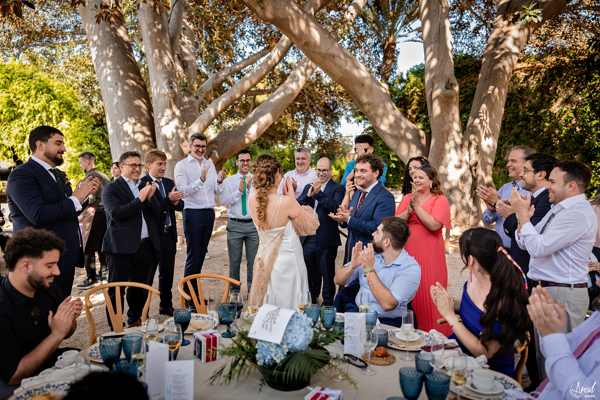 386_banquete-boda-anais-antonio-arcalestudios-pablomontoro-jardinesdeabril.JPG_RRSS