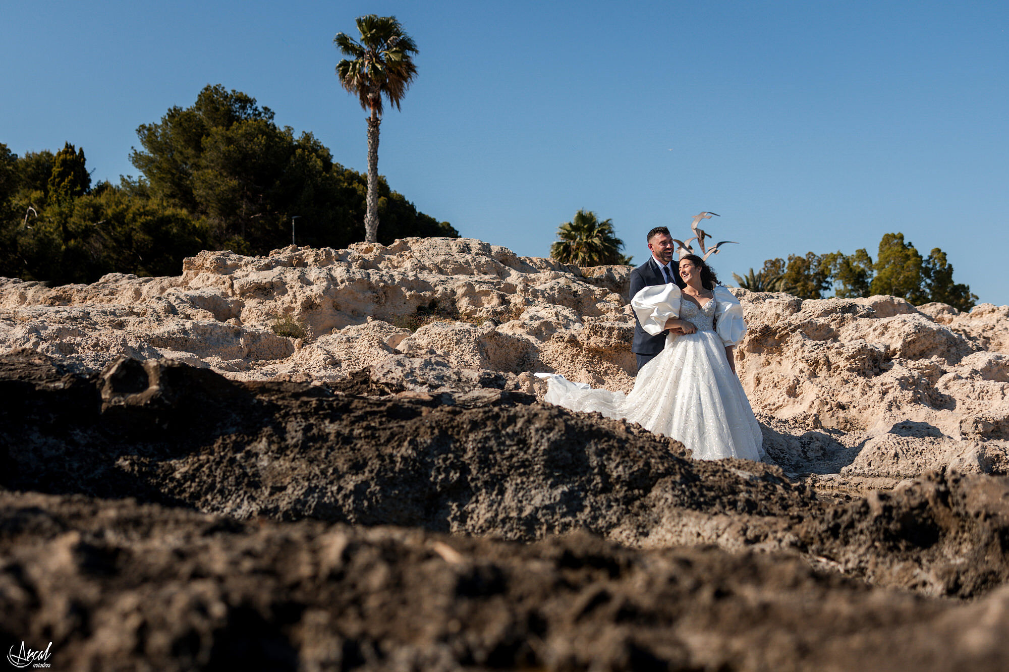 010_fotografia-postboda-laura-eduardo-playa-toni-mari-morairaA