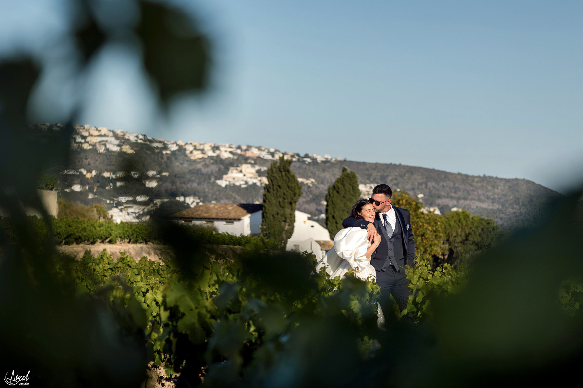 071_sesion-postboda-vinedo-laura-eduardo-moraira-moscatel-MejoradoA