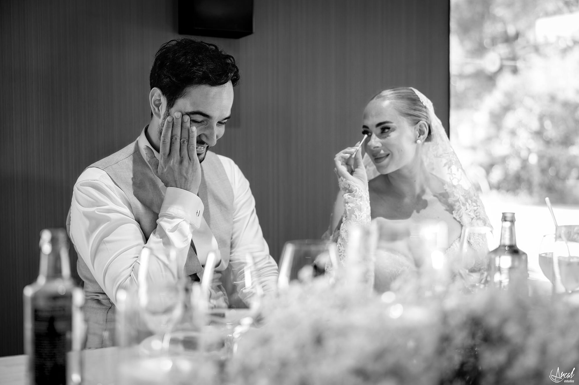 1989_wesley-amanda-vivood-wedding by @arcalestudios-Mejorado-NRA