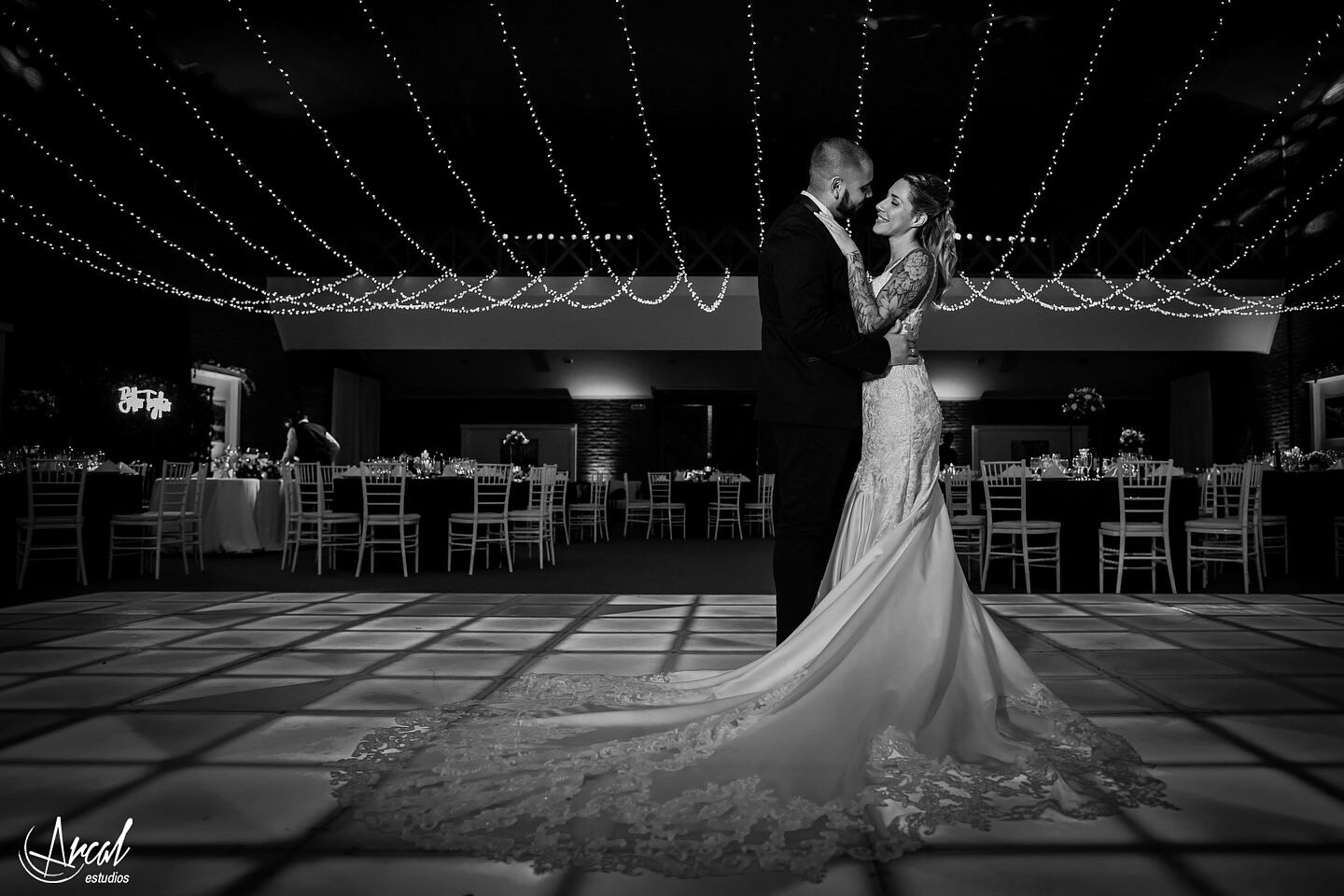 Arcal Estudios – Fotógrafos de Bodas en España - 148-casamiento-de-flor-y-maxi-en-el-portal-del-lago-hotel-villa-carlos-paza-156154-o-ts20250926102527464246.jpg