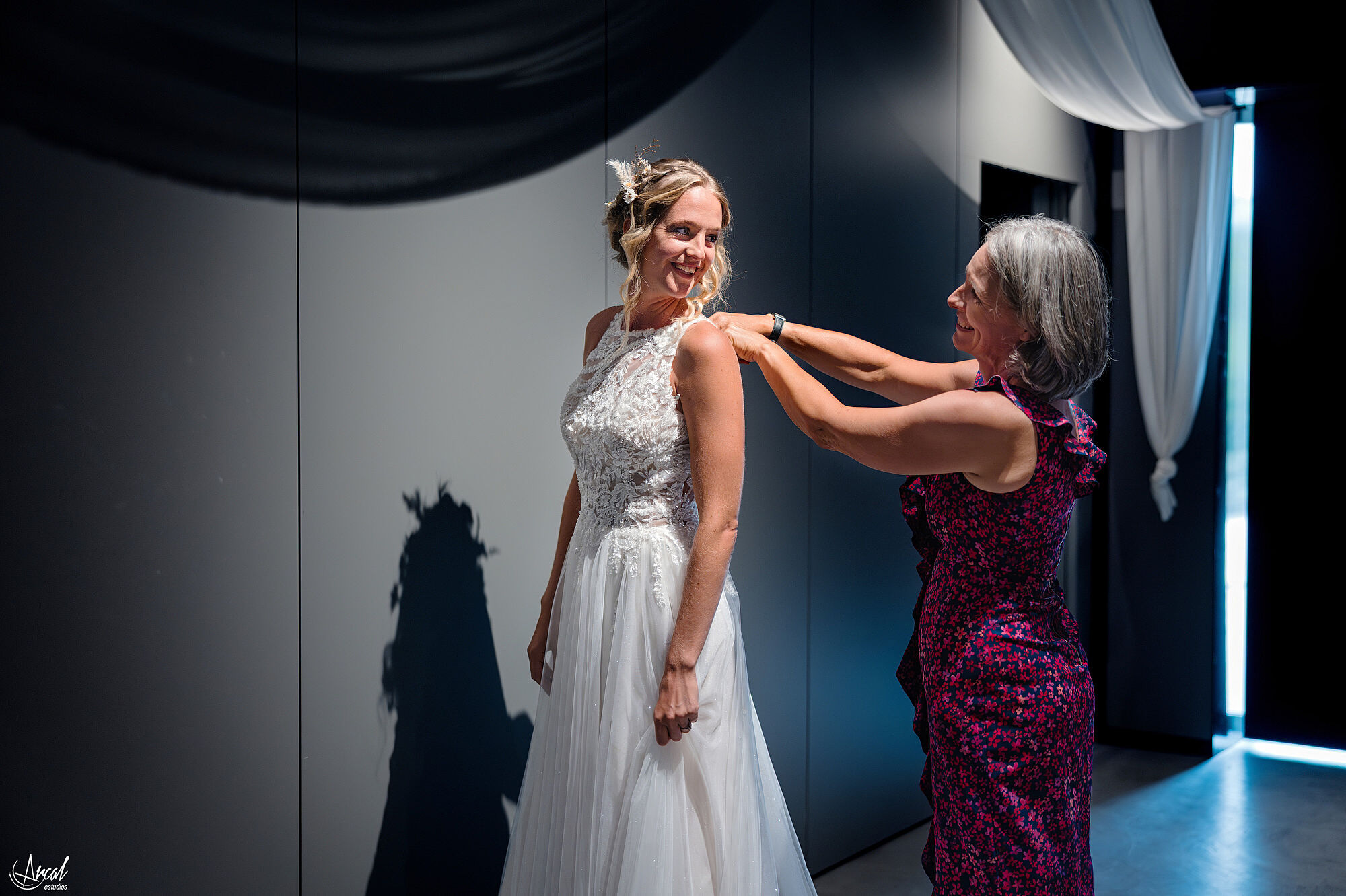 006_boda-vivood-landscape-hotel-guadalest-novios-rio-hamish-arcal-estudios