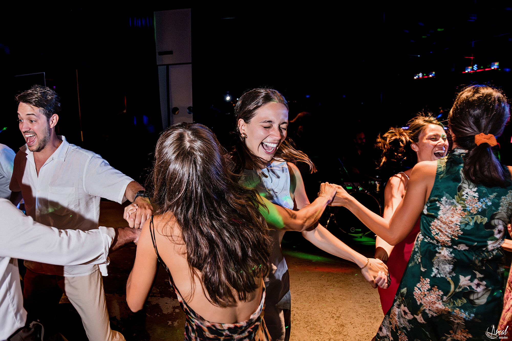 043_boda-vivood-landscape-hotel-guadalest-novios-rio-hamish-arcal-estudios