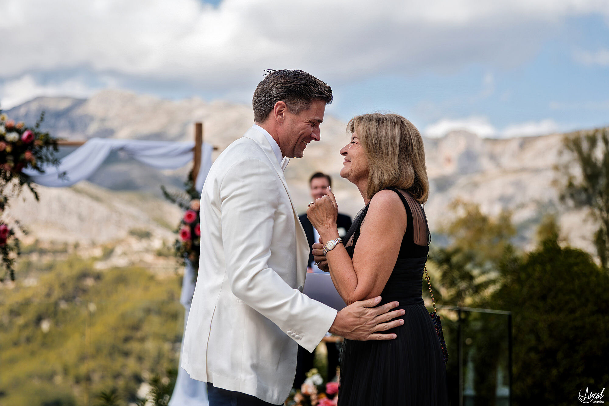 168_arianne-phillipe-wedding-vivood-landscape-hotel-alicante-arcal-estudios