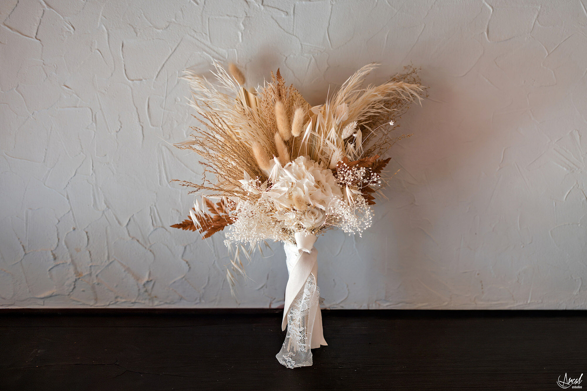 0238_aida-ionut-getting-ready-colina-events-tarragona-arcal-estudios.jpg A