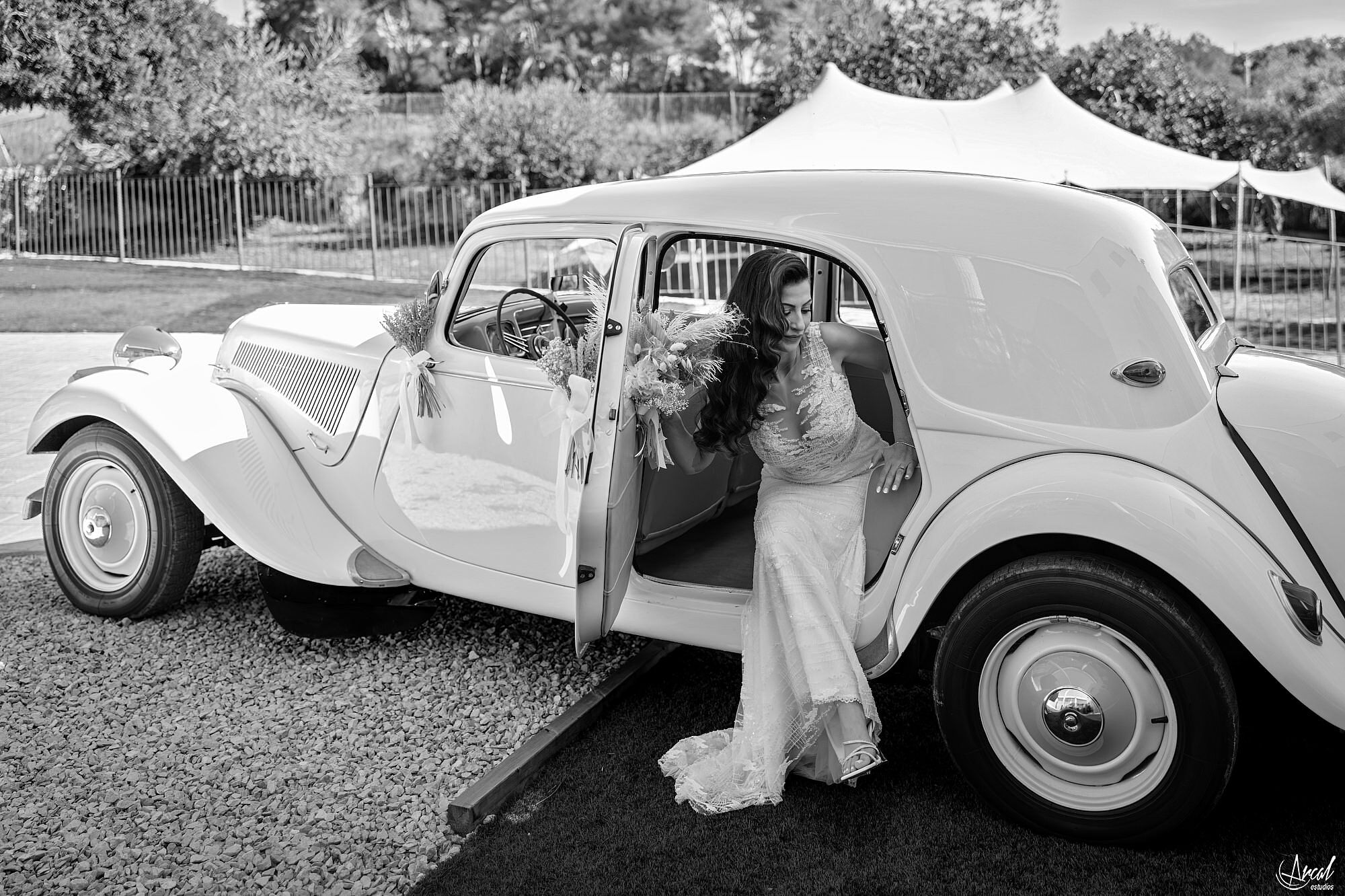 0341_aida-ionut-getting-ready-colina-events-tarragona-arcal-estudios.jpg A