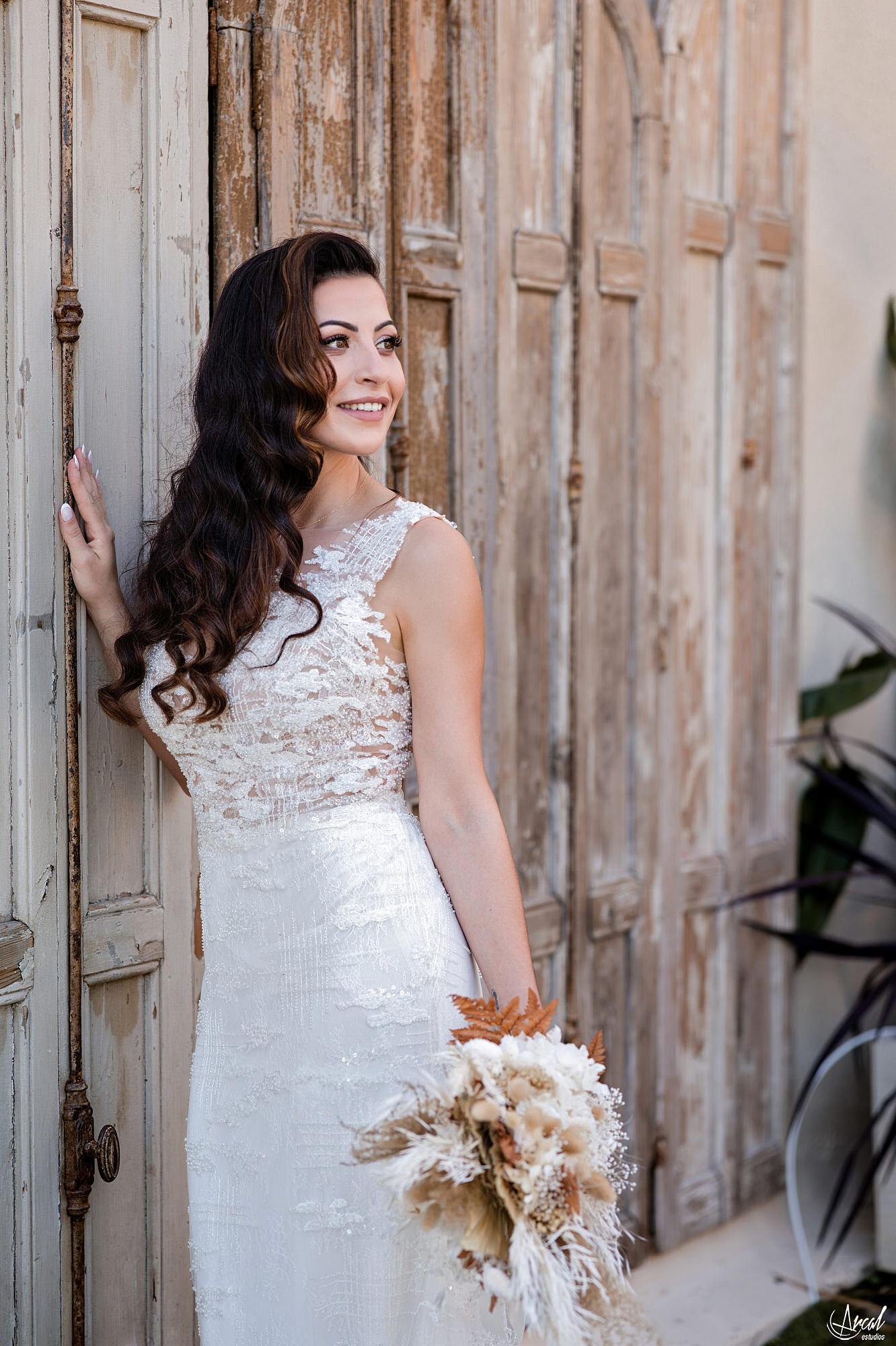 0358_aida-ionut-getting-ready-colina-events-tarragona-arcal-estudios.jpg A