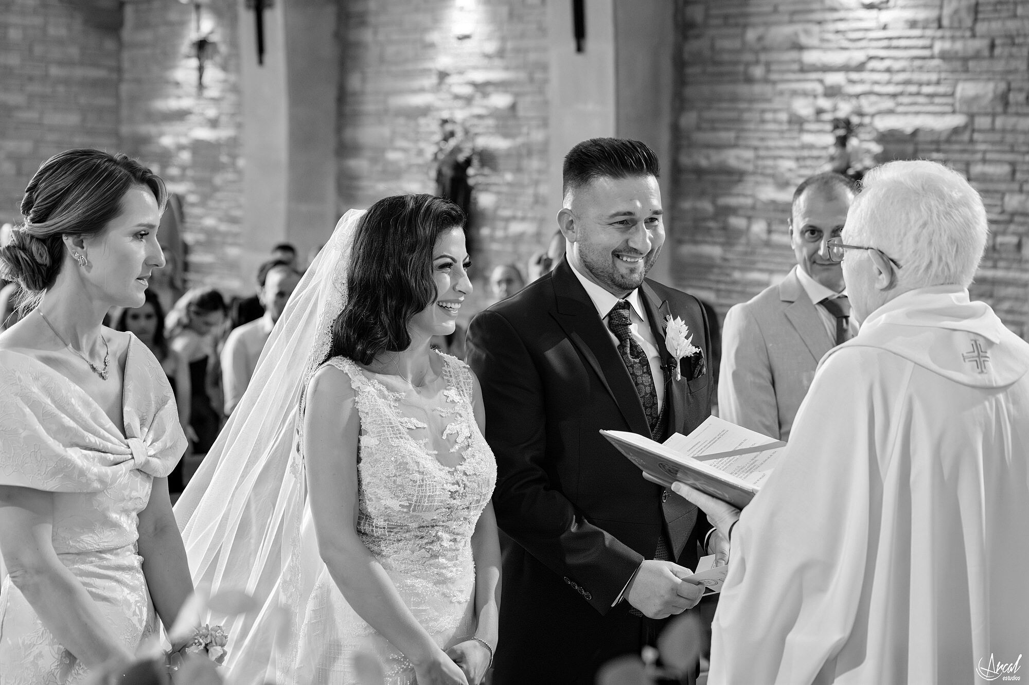 0406_aida-ionut-ceremony-colina-events-tarragona-arcal-estudios.jpg A