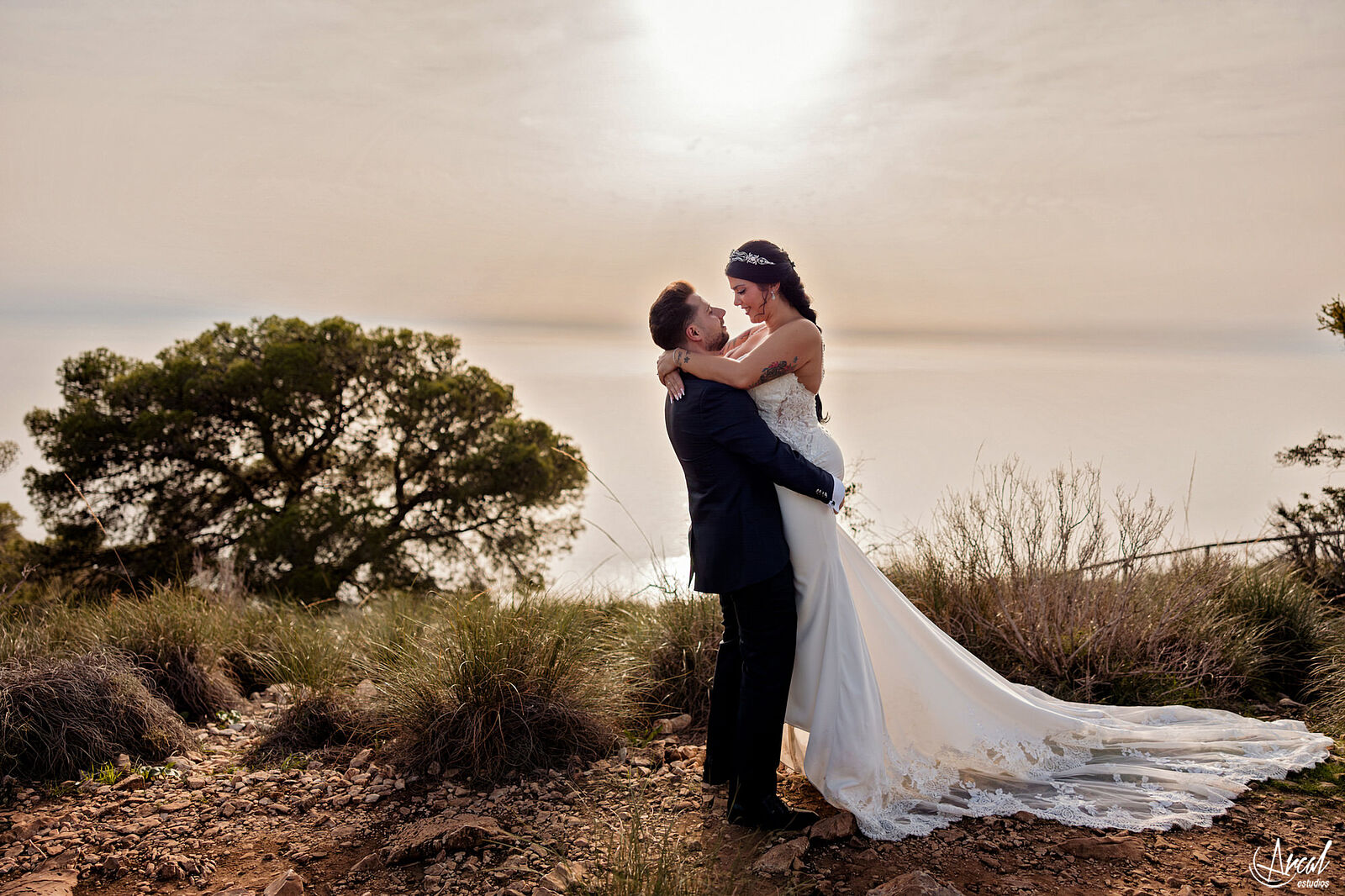 Luz atardecer pareja