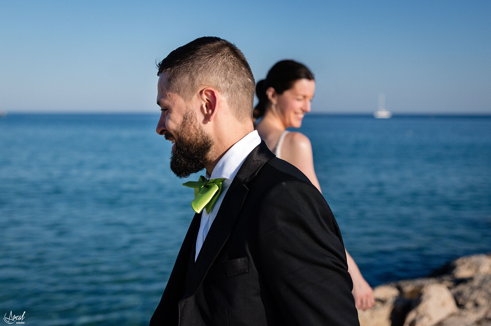 Reportaje de postboda junto al Mediterráneo en Calpe, Costa Blanca