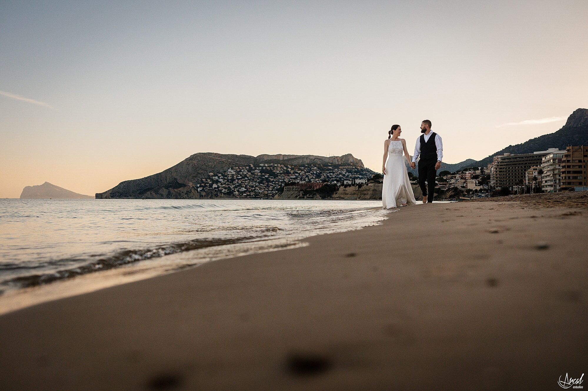 066_miriam-aleksey-postboda-calpe-alicante-destination-wedding