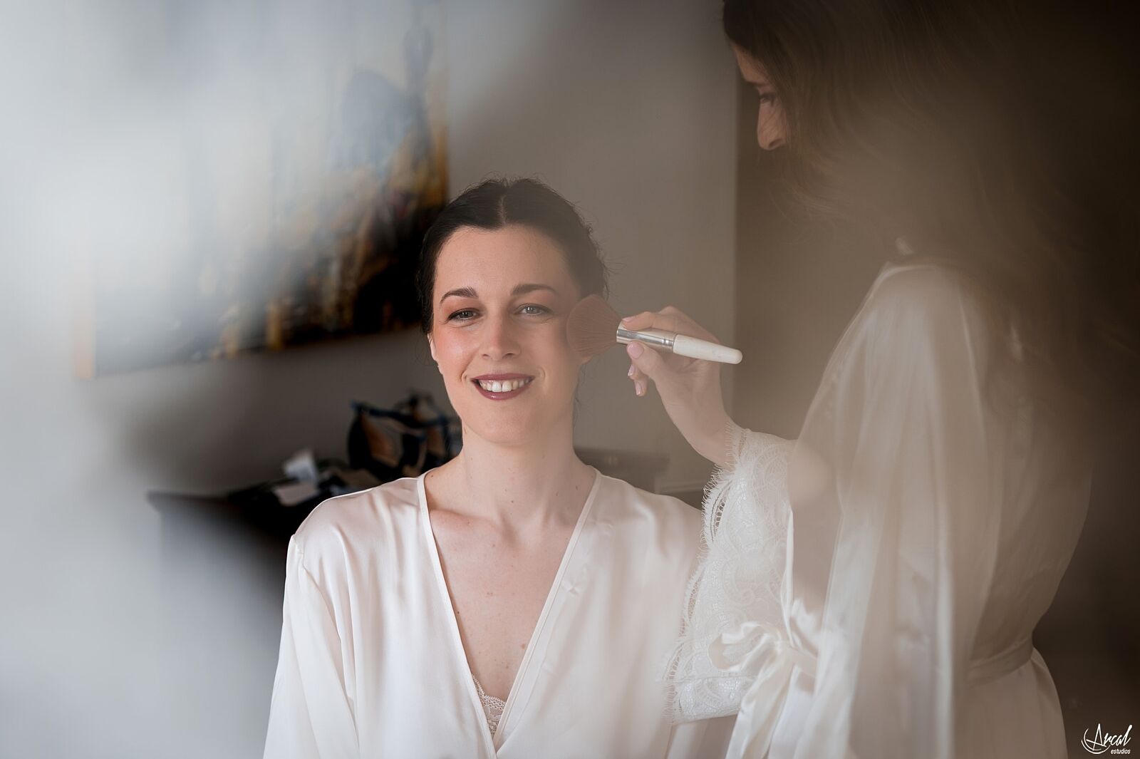Fotografía de boda emocional en Salones Carrasco Alicante por Arcal Estudios