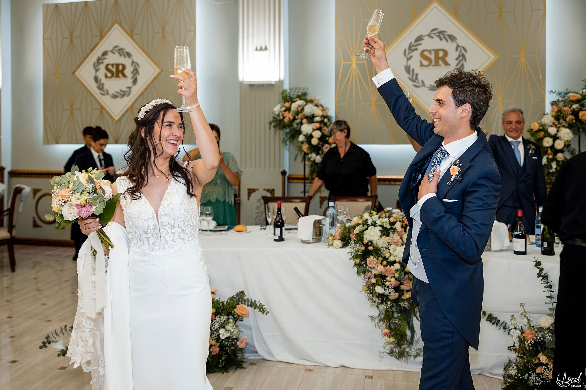 320_boda-maria-vidal-san-roque-bodas-y-eventos-alfaro-arcal-estudios_1A