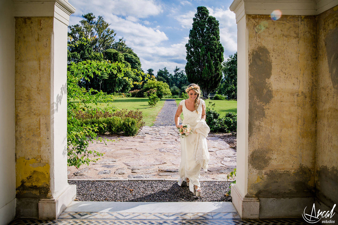 058-davina-y-franco-casamiento-estancia-la-paz-ascochinga-novia-de-cordoba-boda-iglesia-parroquia-milopciones-arcalestudios-28460