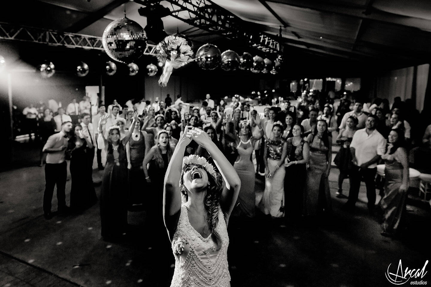 514-davina-y-franco-casamiento-estancia-la-paz-ascochinga-novia-de-cordoba-boda-iglesia-parroquia-milopciones-arcalestudios-28460