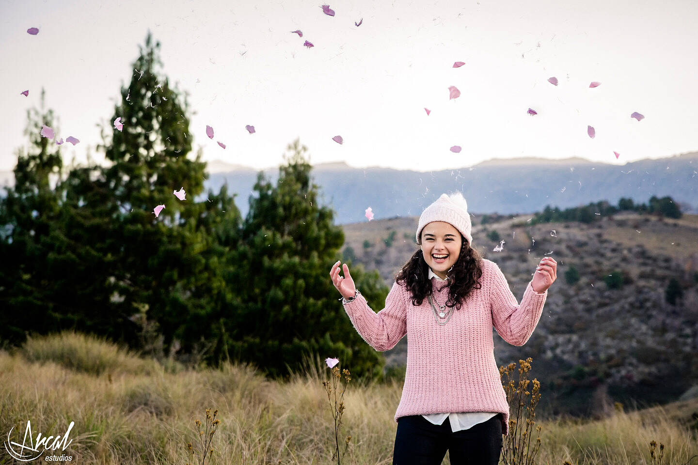 048-sofi-book15-la-cumbresita-oton-o-quincean-era-corona-paisaje-arcalestudios-29502