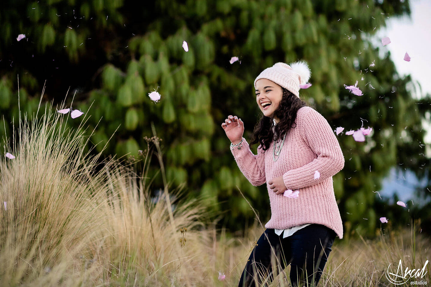 052-sofi-book15-la-cumbresita-oton-o-quincean-era-corona-paisaje-arcalestudios-29502