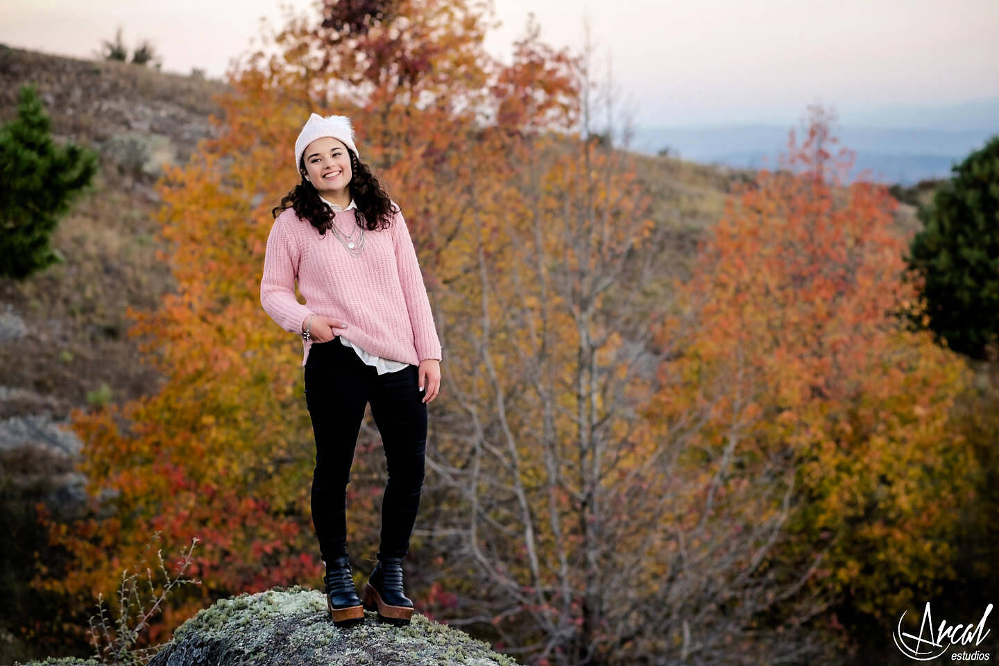 067-sofi-book15-la-cumbresita-oton-o-quincean-era-corona-paisaje-arcalestudios-29502