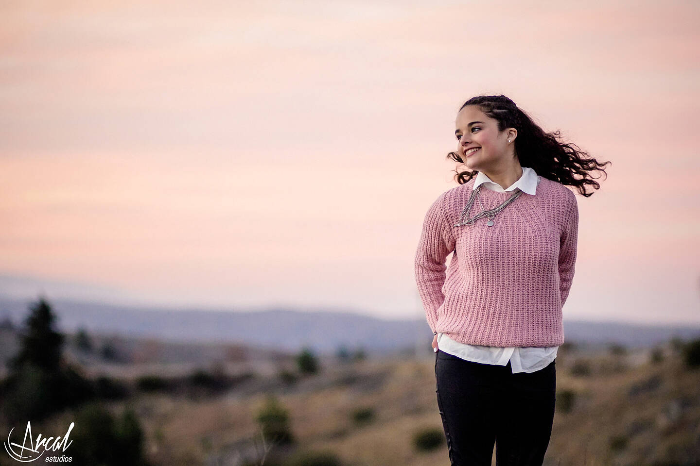 077-sofi-book15-la-cumbresita-oton-o-quincean-era-corona-paisaje-arcalestudios-29502