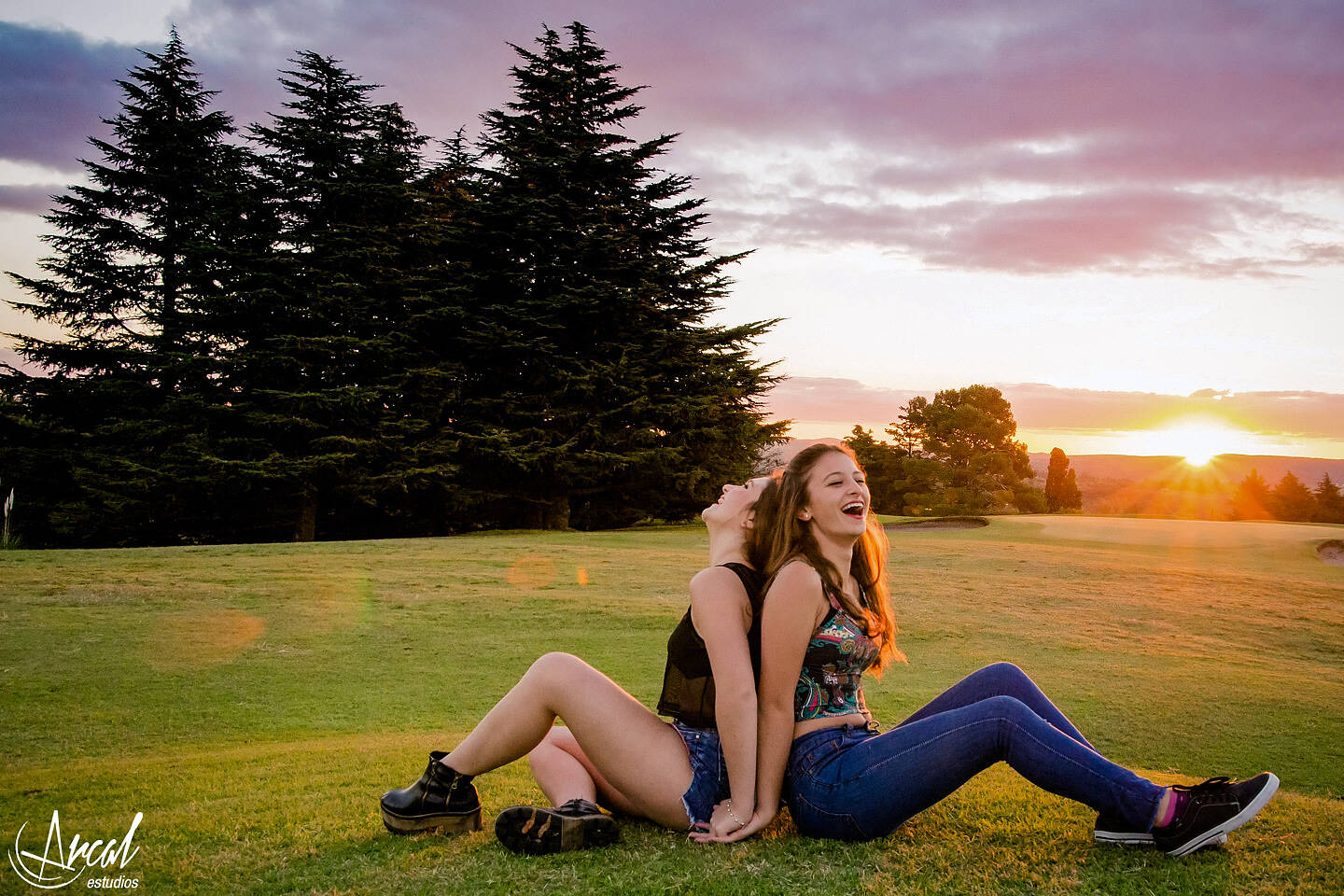 097-golf-club-la-cumbre-punilla-vestuario-atardecer-arcalestudios-29583