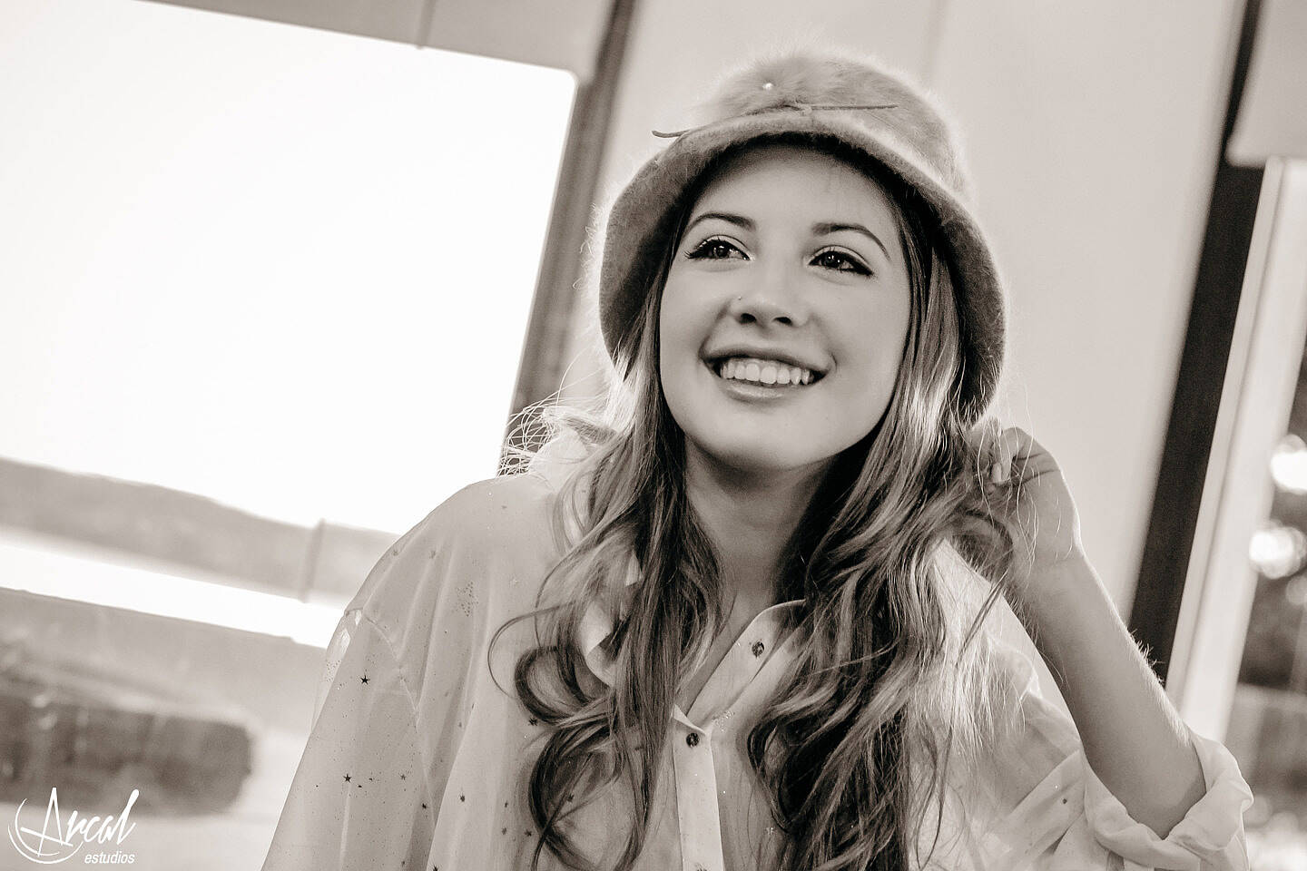 060-arcal-estudios-fotografi-a-book-15-sesion-martina-piermattei-costa-azul-college-johnny-b-good-33042