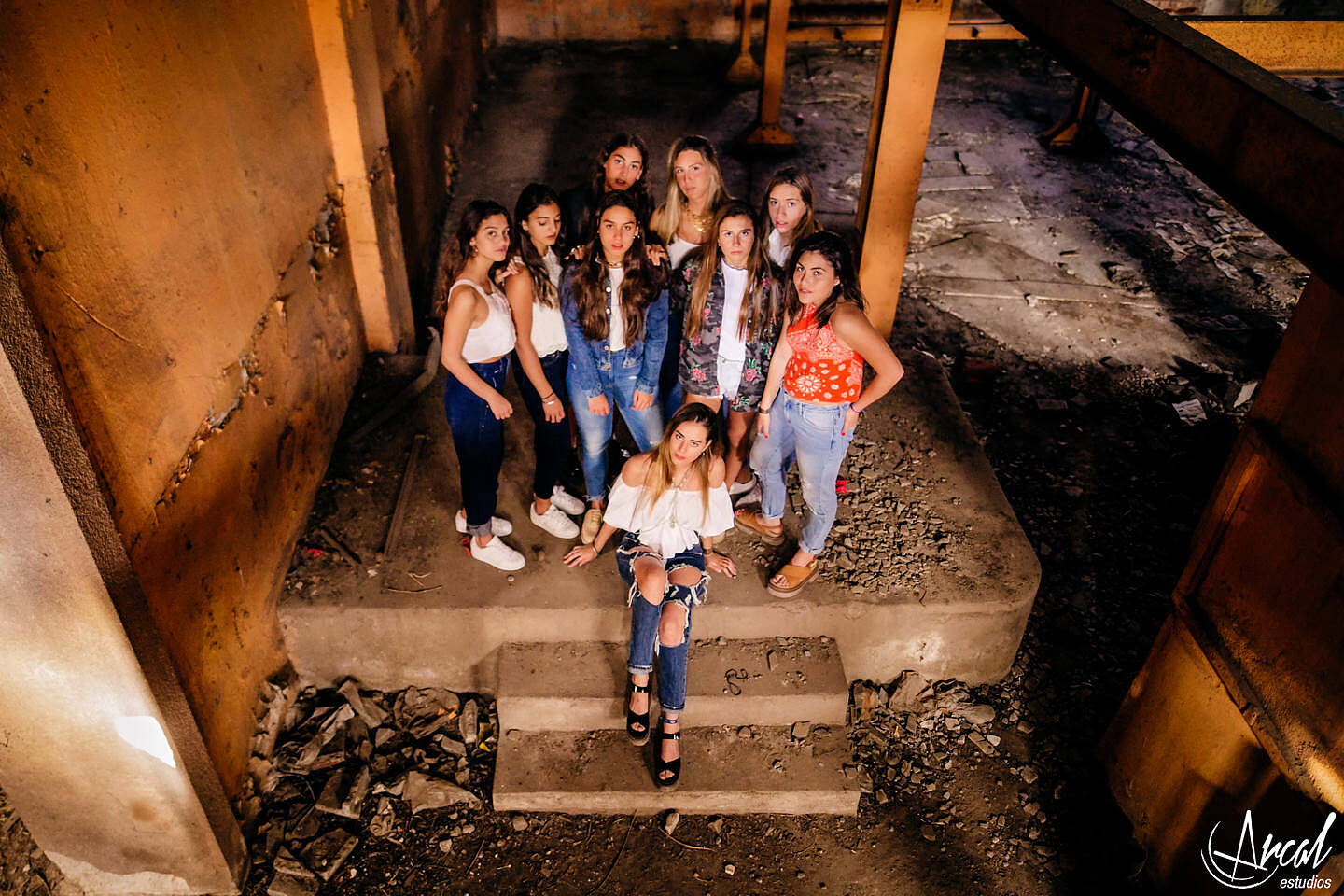 002-delfina-ferreyra-book-amigas-ex-molino-harinero-patio-burgue-s-colegio-san-patricio-arcal-estudios-fotografi-a-37048