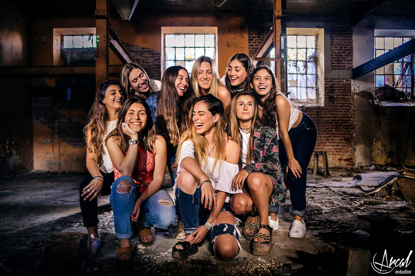 015-delfina-ferreyra-book-amigas-ex-molino-harinero-patio-burgue-s-colegio-san-patricio-arcal-estudios-fotografi-a-37048