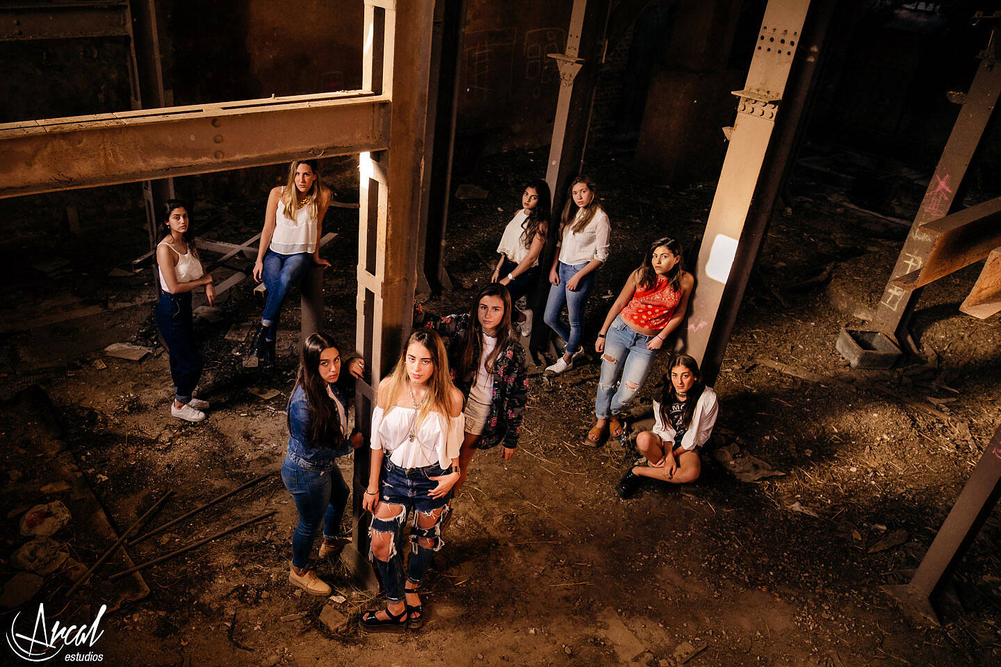 022-delfina-ferreyra-book-amigas-ex-molino-harinero-patio-burgue-s-colegio-san-patricio-arcal-estudios-fotografi-a-37048