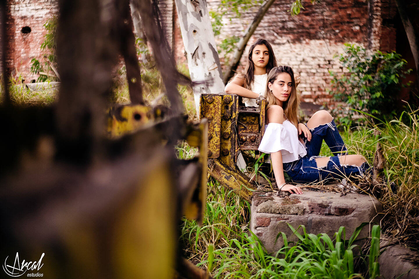 042-delfina-ferreyra-book-amigas-ex-molino-harinero-patio-burgue-s-colegio-san-patricio-arcal-estudios-fotografi-a-37048