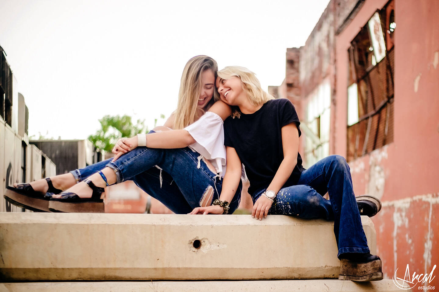 056-delfina-ferreyra-book-amigas-ex-molino-harinero-patio-burgue-s-colegio-san-patricio-arcal-estudios-fotografi-a-37048