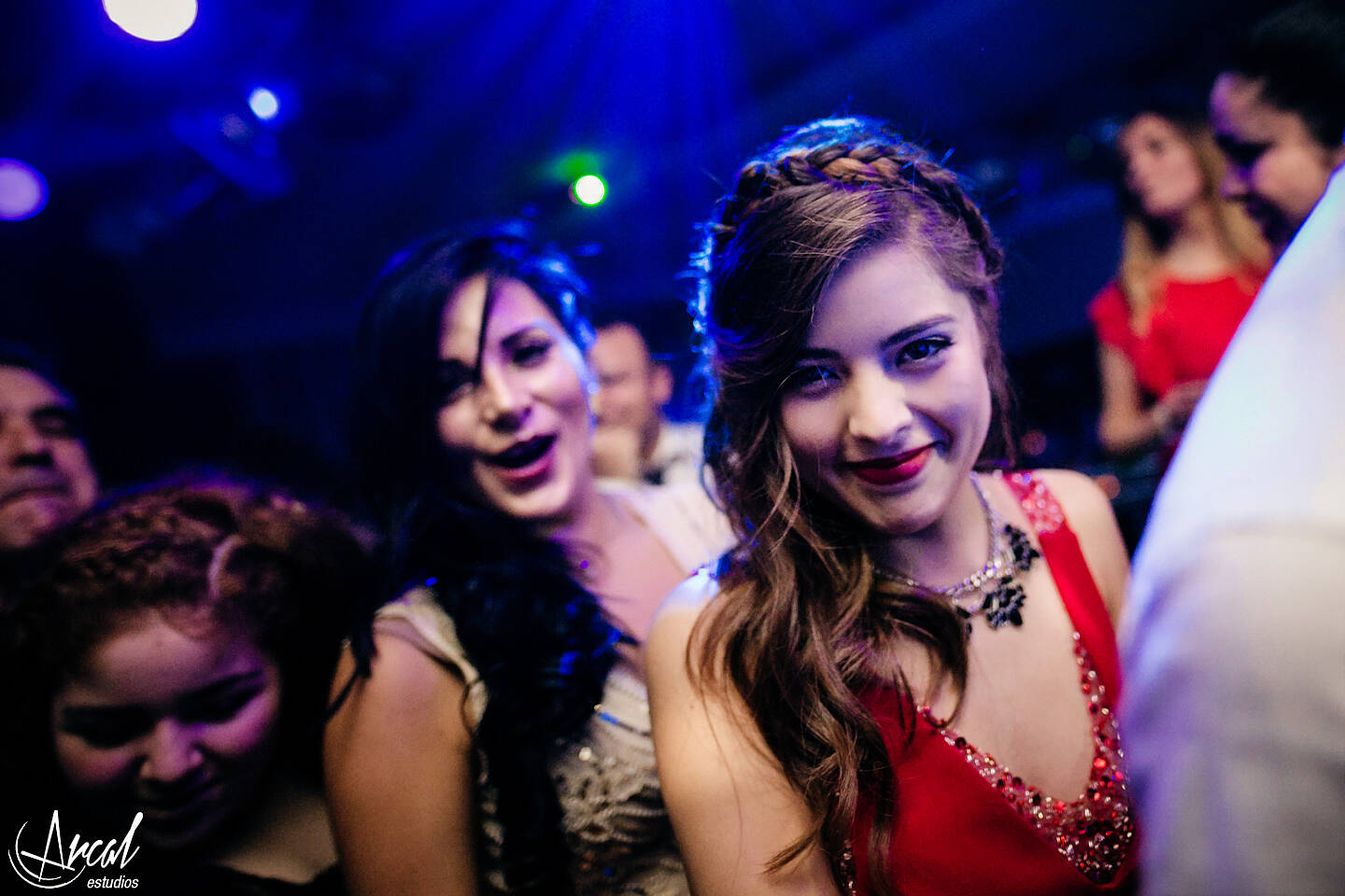 277-sofi-a-tissera-salon-de-eventos-precedo-pablo-maldonado-producciones-arcal-estudios-fotografia-cordoba-35773