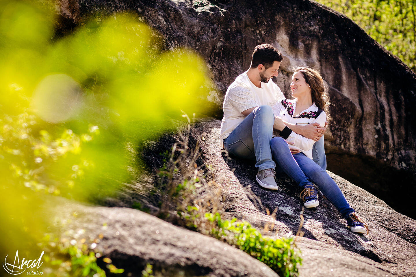 008-loly-alvarez-y-ezequiel-gattera-pre-boda-rio-bosque-sierras-tanti-la-pulperia-carlos-paz-cordoba-arcal-estudios-36419