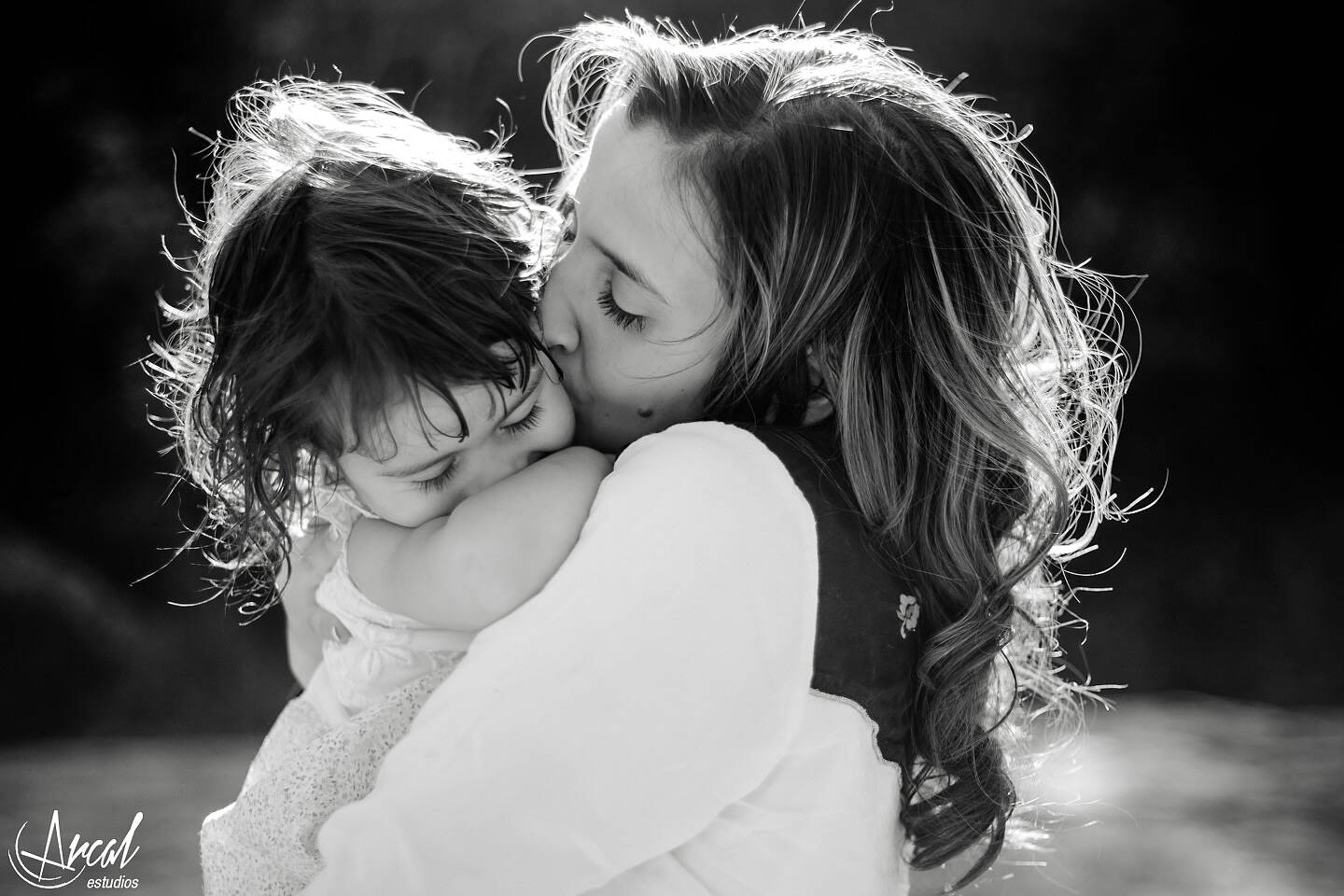 025-loly-alvarez-y-ezequiel-gattera-pre-boda-rio-bosque-sierras-tanti-la-pulperia-carlos-paz-cordoba-arcal-estudios-36419