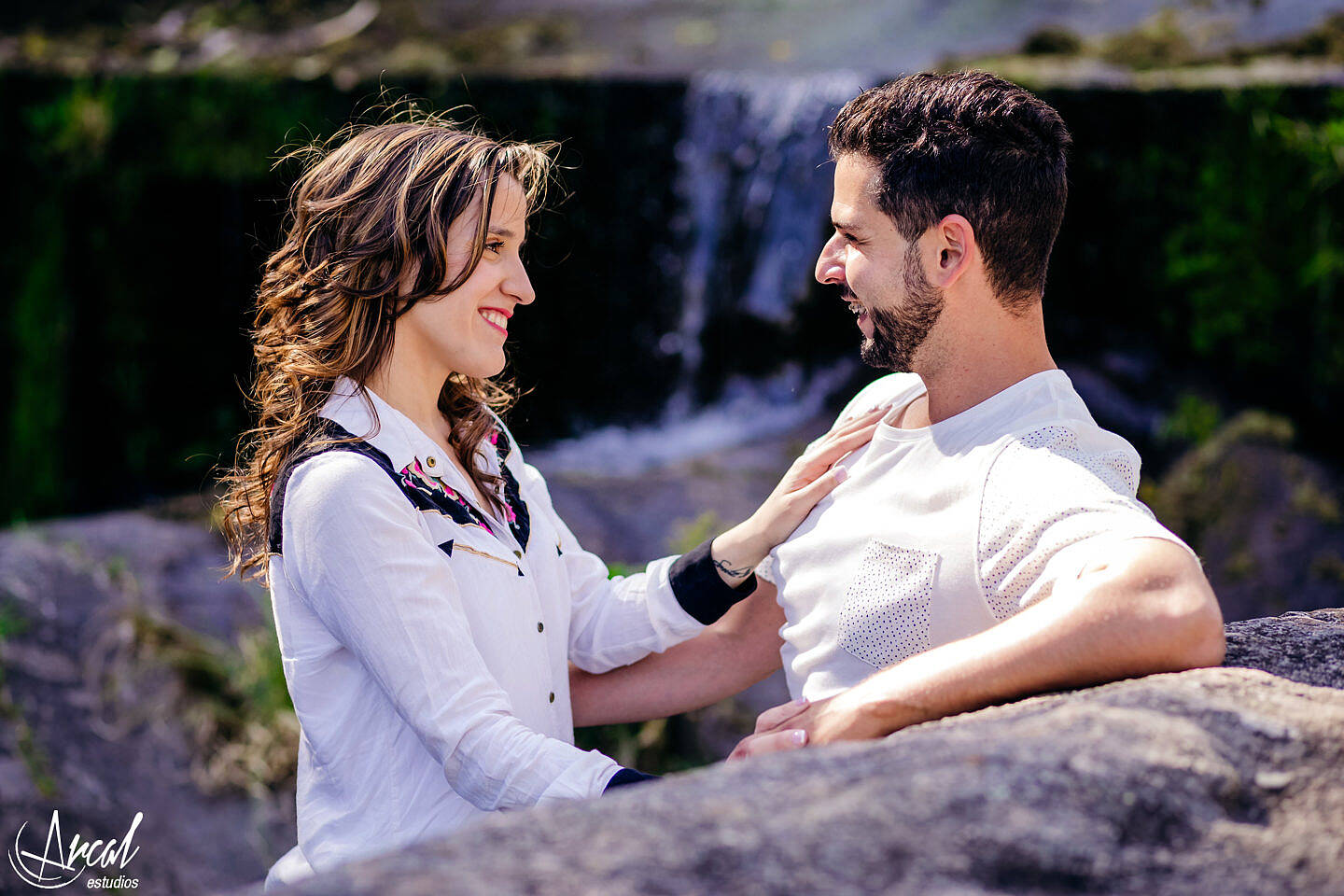 036-loly-alvarez-y-ezequiel-gattera-pre-boda-rio-bosque-sierras-tanti-la-pulperia-carlos-paz-cordoba-arcal-estudios-36419