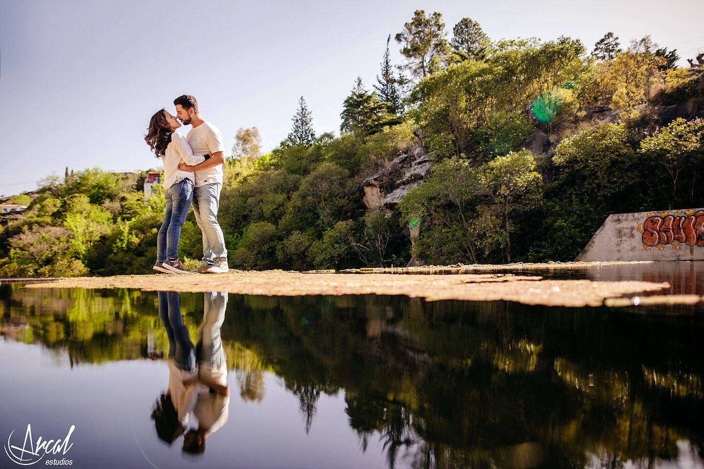 053-loly-alvarez-y-ezequiel-gattera-pre-boda-rio-bosque-sierras-tanti-la-pulperia-carlos-paz-cordoba-arcal-estudios-36419