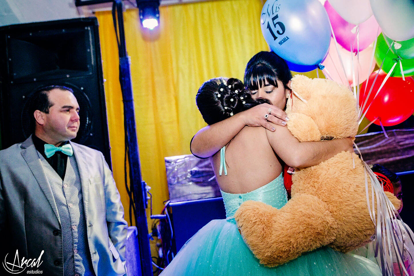 113-micaela-brizuela-fiesta-de-15-sociedad-rural-malaguen-o-circo-piscui-carlos-paz-arcal-estudios-fotografi-a-36609