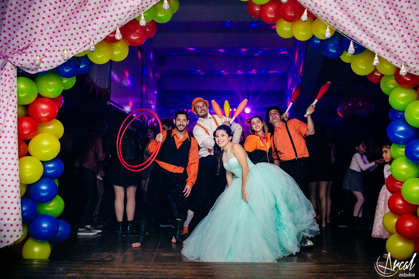 244-micaela-brizuela-fiesta-de-15-sociedad-rural-malaguen-o-circo-piscui-carlos-paz-arcal-estudios-fotografi-aa-36609