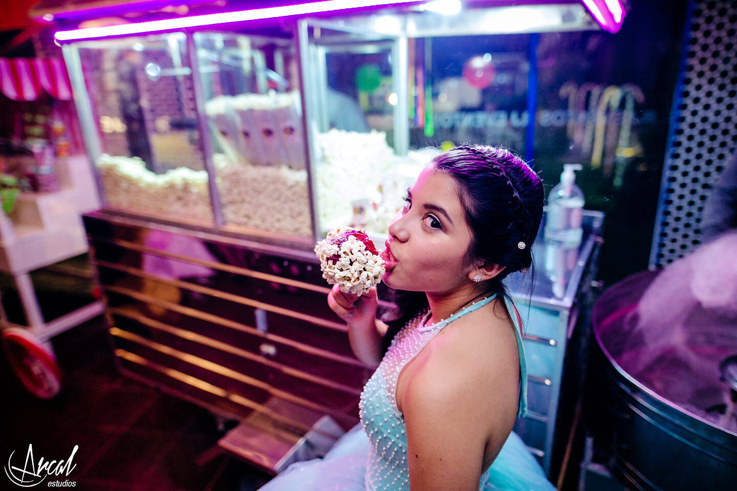 265-micaela-brizuela-fiesta-de-15-sociedad-rural-malaguen-o-circo-piscui-carlos-paz-arcal-estudios-fotografi-a-36609