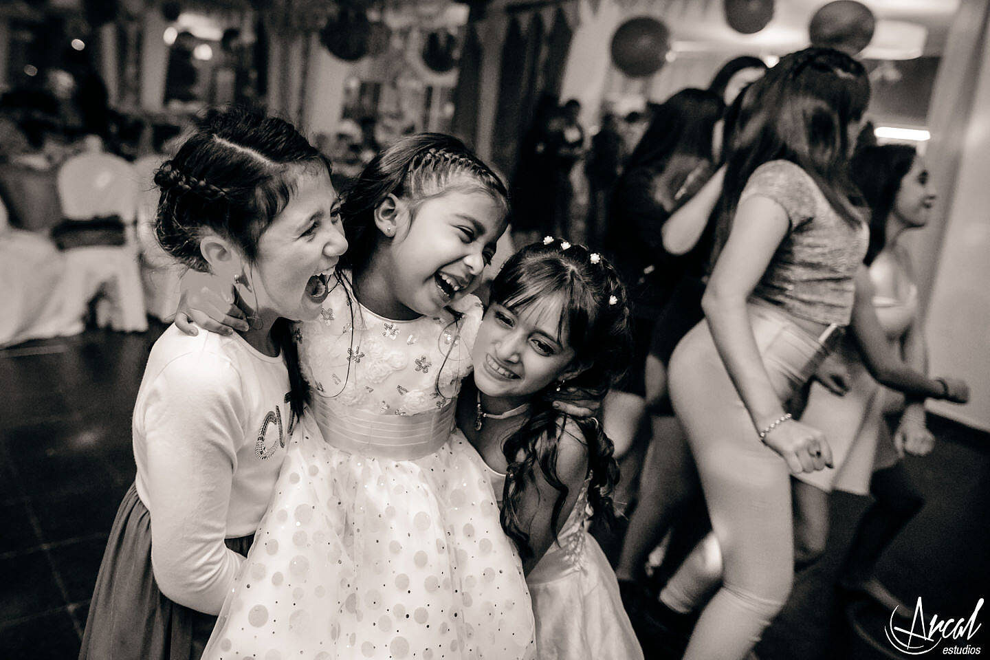 280-micaela-brizuela-fiesta-de-15-sociedad-rural-malaguen-o-circo-piscui-carlos-paz-arcal-estudios-fotografi-aa-36609