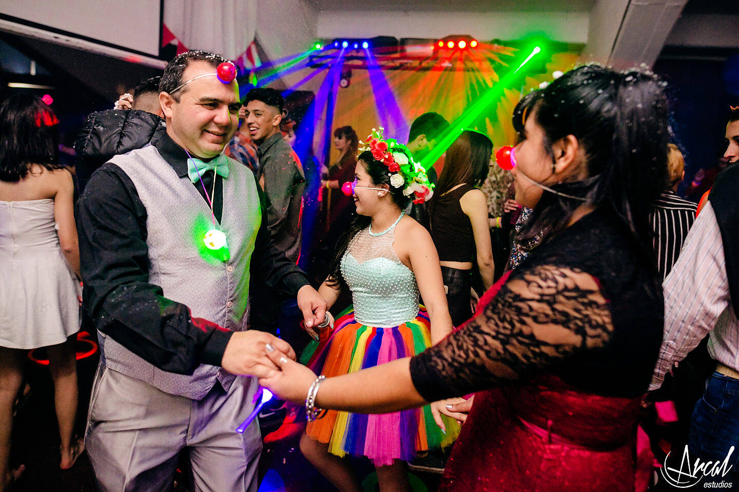 371-micaela-brizuela-fiesta-de-15-sociedad-rural-malaguen-o-circo-piscui-carlos-paz-arcal-estudios-fotografi-aa-36609