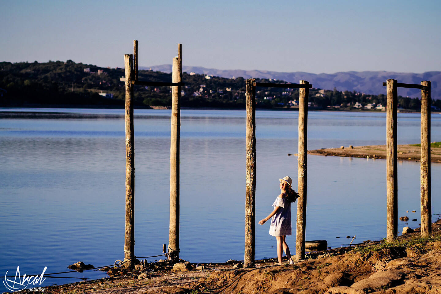 092-maria-sat-quincean-era-book-carlos-paz-hotel-portal-del-lago-danza-catamaran-costa-azul-costanera-38059