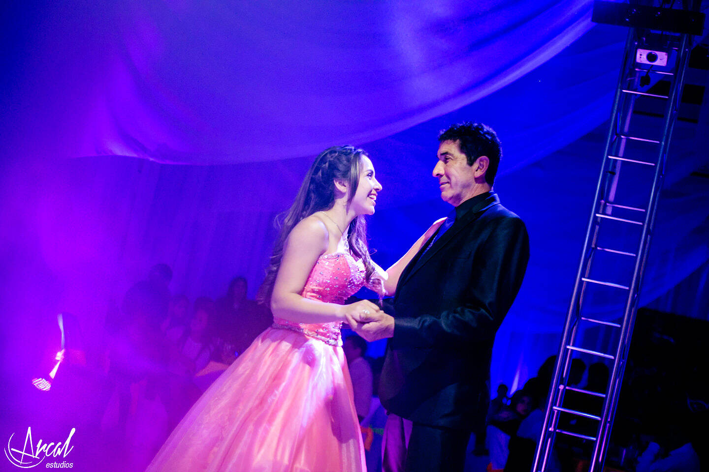 129-fatima-garci-a-quincean-era-malaguen-o-yocsina-fotografos-carlos-paz-hotel-las-lajas-cordoba-38394