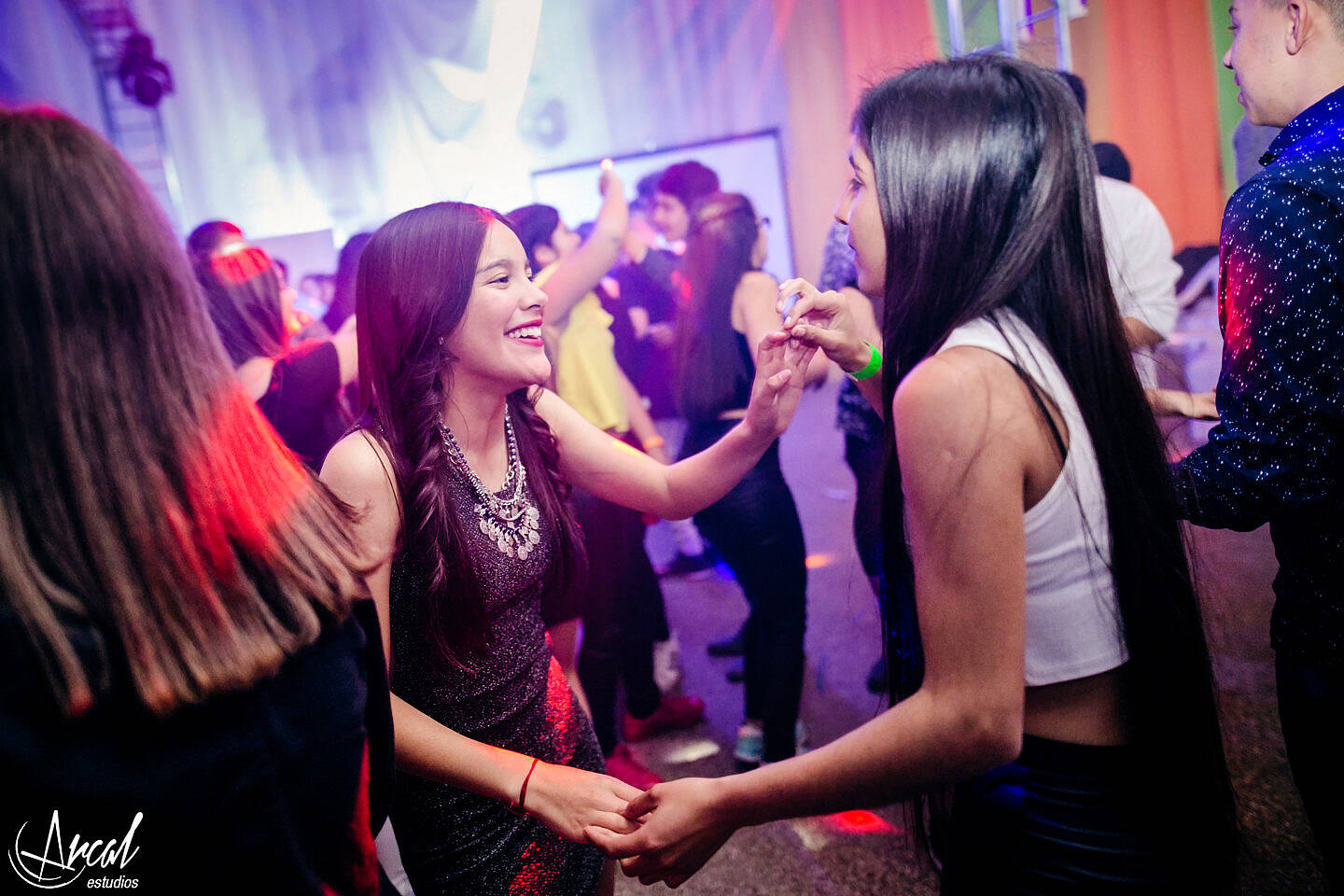 195-fatima-garci-a-quincean-era-malaguen-o-yocsina-fotografos-carlos-paz-hotel-las-lajas-cordoba-38394