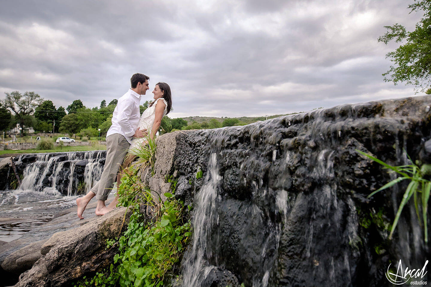079_Nati y Leo, Villa Piren, cabañas, rio, cabalangoA