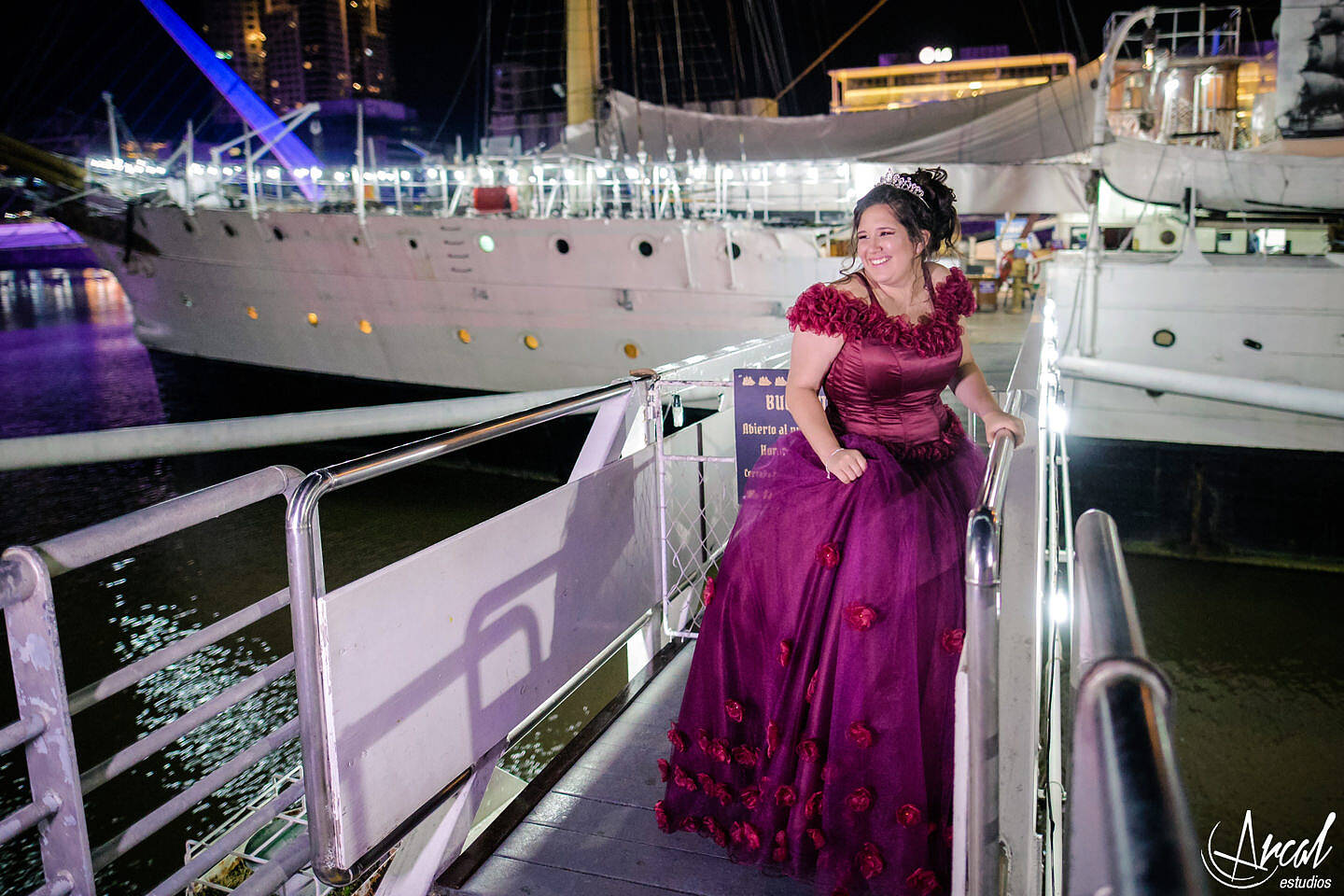 019-sofia-socolovsky-quince-buenos-aires-puente-de-la-mujer-fragata-sarmiento-arcal-estudios-fotografiaa-42453