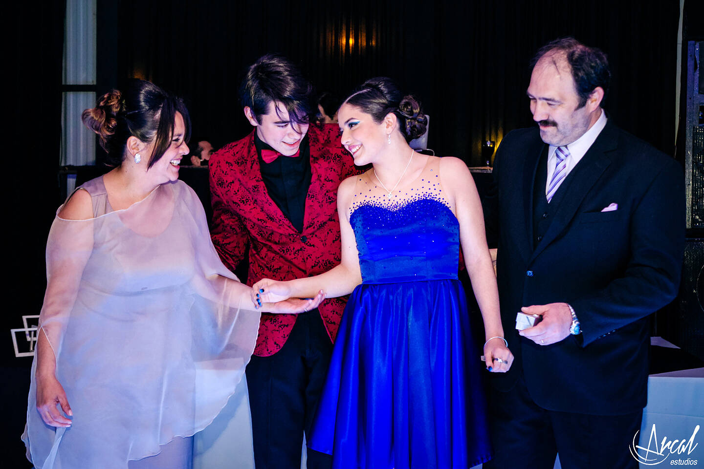 112-marietta-anzolini-quincean-era-vestido-azul-salon-casa-pueblo-hotel-quorum-cordoba-35278