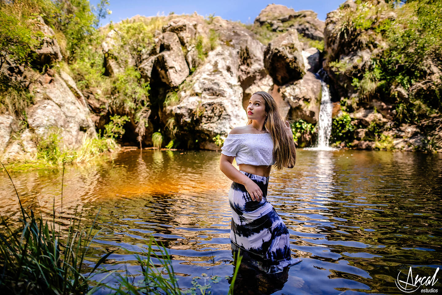 022-anna-samm-inglaterra-copina-puentes-colgantes-cerveceri-a-el-pen-on-carlos-paz-43323