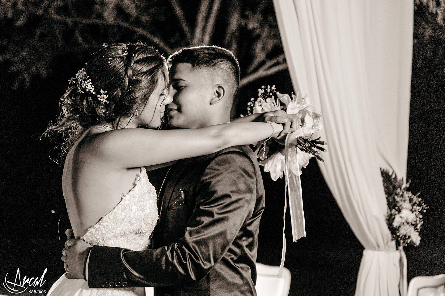 201-melina-y-mauricio-casamiento-iglesia-malaguen-o-la-lucia-salo-n-de-eventosa-48481