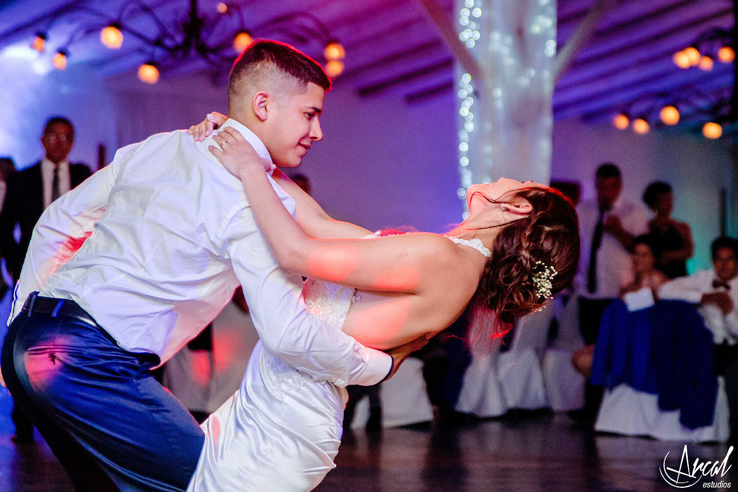 256-melina-y-mauricio-casamiento-iglesia-malaguen-o-la-lucia-salo-n-de-eventos-48481